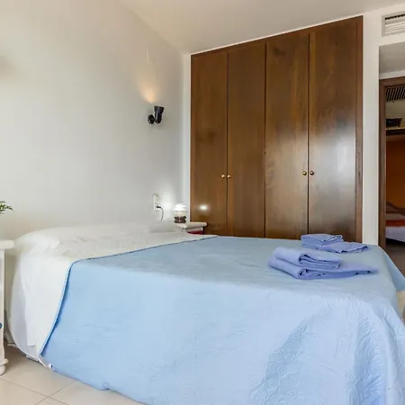 Barcino By Interhome דירה סאלו